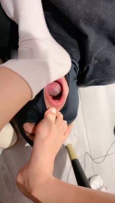 图片[7]_【娇娇】人体刷鞋器-脏鞋/白袜/裸足/皮鞋_HD绳艺资源