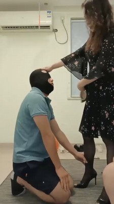 图片[7]_【安静大大】母女双S-狂抽耳光/闻舔原味脚/训练 （双视角）_HD绳艺资源