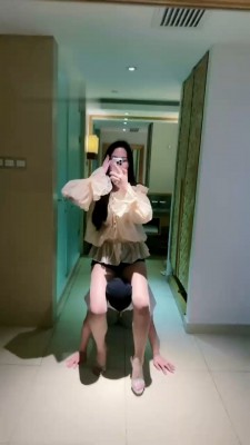 图片[2]_【琪琪大人】镜前羞辱-骑马/全体重踩踏/腿绞_HD绳艺资源