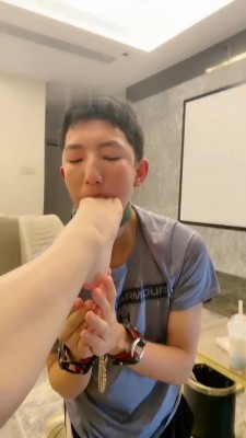 图片[10]_【反差楠熙】靴下/胯下辱绿帽废物东西.._HD绳艺资源