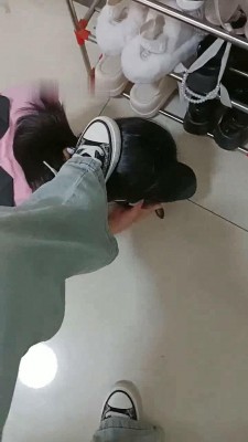 图片[3]_【爱可呀】开发学姐清理鞋子/奖励升水_HD绳艺资源