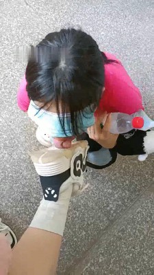 图片[1]_【爱可呀】教室大冒险-女慕随机清理素人鞋子 bf32854_HD绳艺资源