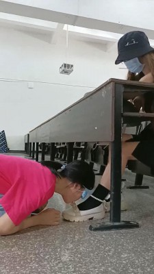 图片[1]_【爱可呀】教室大冒险-女慕随机清理素人鞋子 bf32854_HD绳艺资源