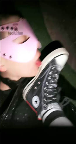 图片[1]_甜心 户外黄河边遛狗_HD绳艺资源