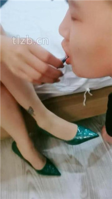图片[5]_【猪猪】两只贱奴狗儿子伺候_HD绳艺资源
