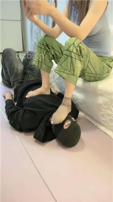 图片[14]_【苒溪】睡梦中偷舔主人的脚被教训_HD绳艺资源