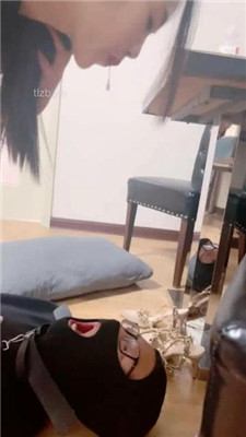 图片[13]_【嘉一】跪舔铆钉高跟美足_HD绳艺资源