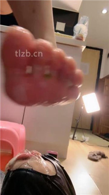图片[11]_【草莓奶昔】极限脚深喉插吐【双视角版】_HD绳艺资源