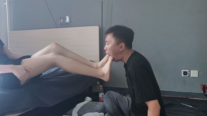 图片[7]_【红颜榜】航儿回归白丝脚虐跳踩脸_HD绳艺资源