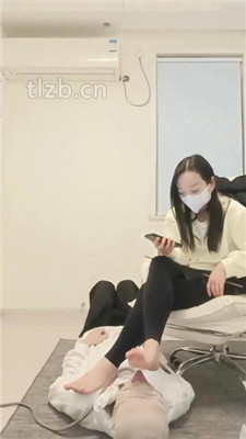 图片[4]_【安静大大】骑马爬行/虐乳/袜子塞嘴/舔脏鞋底/踩踏_HD绳艺资源