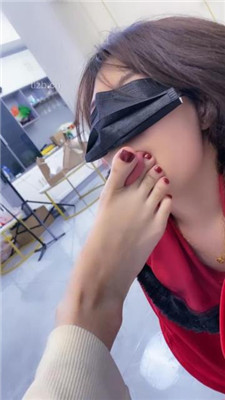图片[15]_【麋鹿银儿】女神狗-胯下辱/酒瓶插嘴/跪舔白袜脚/情侣奴_HD绳艺资源