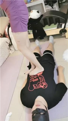 图片[10]_【西西】跪舔脏长靴/伺候沐足/内裤套头/舔裸足_HD绳艺资源