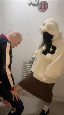 图片[18]_【狗哥】户外成功开发三个高颜值素人踩狗_HD绳艺资源