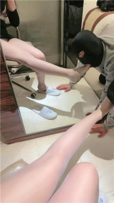 图片[9]_【樱花大人】肉丝脚美腿恋足舔_HD绳艺资源
