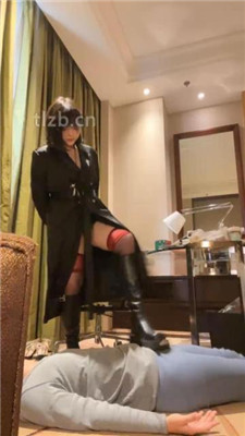 图片[3]_【木秋】腿绞/喂口水/长靴踩踏/转胯爬行_HD绳艺资源