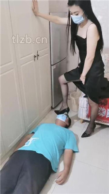图片[13]_【重庆男神】素人S-训练/黑丝高跟虐双奴/骑马转胯/踩踏_HD绳艺资源