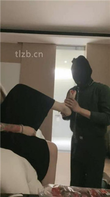 图片[8]_【小月牙】狗链拴丧家之犬-虐乳/藤条抽/闻舔高跟/卫生巾辱_HD绳艺资源