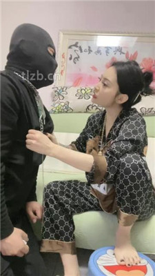 图片[17]_【小月牙】训练厕奴-踩踏/头压马桶/口水吐脸/赏赐圣水/胶带裹脸_HD绳艺资源