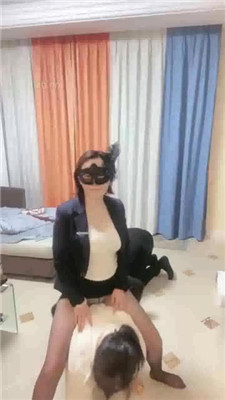 图片[14]_【高傲】情侣奴-遛狗爬楼梯/转胯/强迫圣水_HD绳艺资源