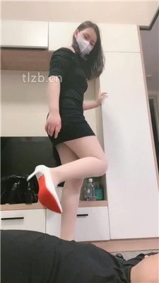 图片[4]_【素人星探】白袜脚碾压踩地毯狗_HD绳艺资源