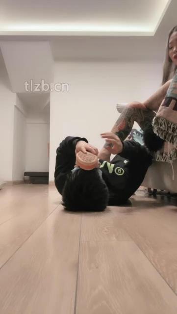 图片[6]_【七七黑心主宗】跪舔运动鞋白船袜/臭脚捂脸蹂躏_HD绳艺资源