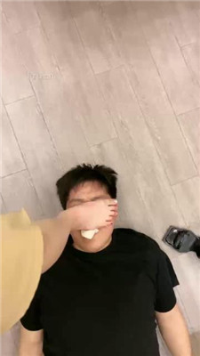 图片[8]_【乔伊】高跟凉鞋碾压踩/虐乳/抽耳光/坐脸窒息/喝圣水_HD绳艺资源