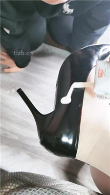 图片[3]_【玉美人】白丝鞋底恋足舔_HD绳艺资源
