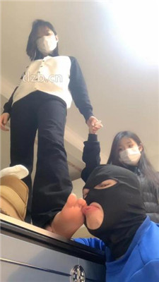 图片[12]_【精神小妹】3S素人学生主-踩狗头/舔脏鞋_HD绳艺资源