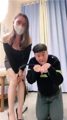 图片[2]_【雪菲老师】狗链遛狗/清理高跟原味裸足_HD绳艺资源