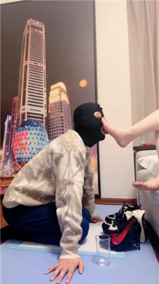 图片[18]_【不期而遇】人鞋当亲妈-全体重踩踏-口水浓痰/耳光_HD绳艺资源