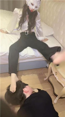 图片[12]_【妆主大大】绿帽老公伺候妻主就寝_HD绳艺资源