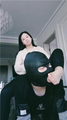 图片[16]_【奶糖】运动后超脏鞋臭白袜踩虐/气味控制辱_HD绳艺资源