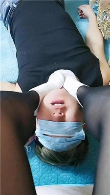 图片[5]_【悦悦大大】跑步后超臭白袜狂舔狂吸/袜子塞嘴踩踏_HD绳艺资源