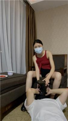 图片[10]_【木万】短靴踩废物/脏鞋臭脚碾压喂食/闻鞋窝白棉袜【完整版】 bf42773_HD绳艺资源