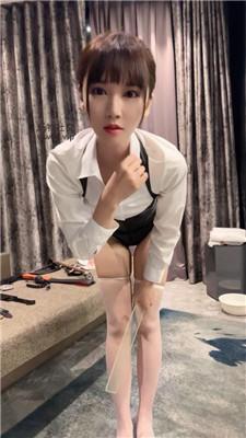 【喬S】台湾小妹S-舔不好白丝就训练/脚下喂食 bf47562_HD绳艺资源