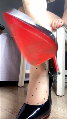 咬猫 你妈被我剁碎了不孝子    251214-28_HD绳艺资源