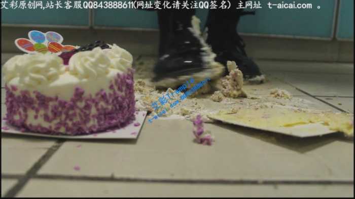 图片[13]_哚儿为贱奴制作的美味蛋糕狗粮（侮辱，强迫，特写）YC-190622-4_HD绳艺资源