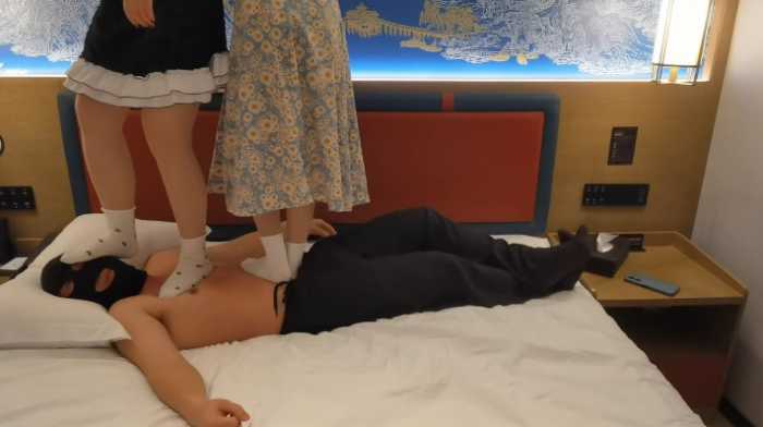 图片[2]_女大小姿和小婵的白袜双踩 YC-250401-3_HD绳艺资源