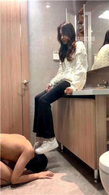 女生也能很难度挑战 舔脏鞋白袜-赏赐圣水-耳光 JS260105-26_HD绳艺资源