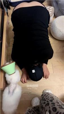 素人挖掘机 店内跪着清理被羞辱 JS260105-31_HD绳艺资源